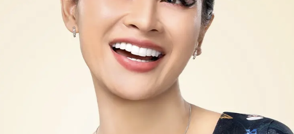 Anting Wanita Minimalis